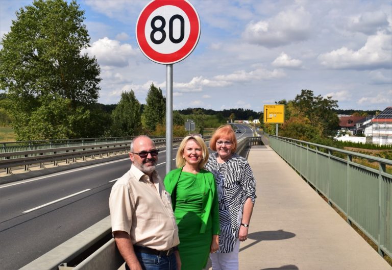 Geschwindigkeitsbegrenzung bei Schwarzenau